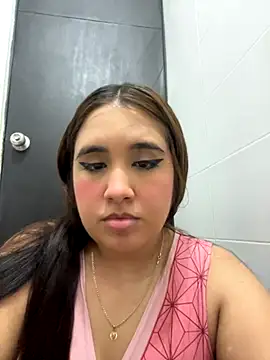 melyescobar online show from October 9, 2025, 3:26 am