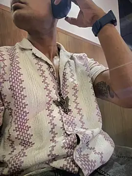 loveboyrp online show from February 26, 2025, 10:15 am