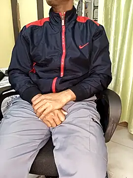 loveboyrp online show from February 28, 2026, 2:12 am