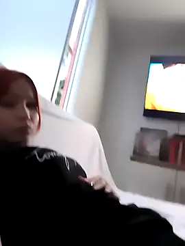 ELIZABETT  online show from March 6, 2025, 11:09 pm