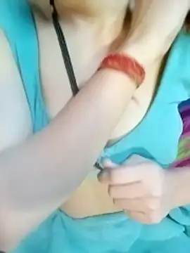 Snapshot of Bulbul_02 chatting on February 5, 2026, 5:45 am Bulbul 02 online show from February 5, 2026, 5:45 am