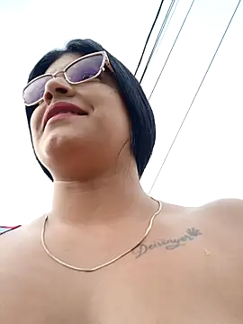 naughty-girl01 online show from February 3, 2025, 1:30 pm