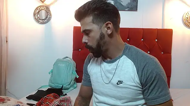 Snapshot of max_ashley_mds chatting on February 4, 2025, 6:49 pm max ashley mds online show from February 4, 2025, 6:49 pm