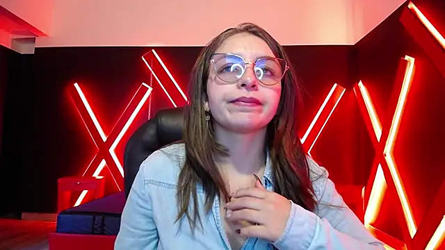  isaabellaa online show from December 3, 2025, 1:31 pm