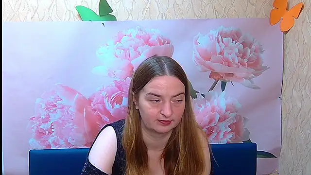 Snapshot of FreyaDak chatting on October 6, 2025, 5:10 pm FreyaDak online show from October 6, 2025, 5:10 pm