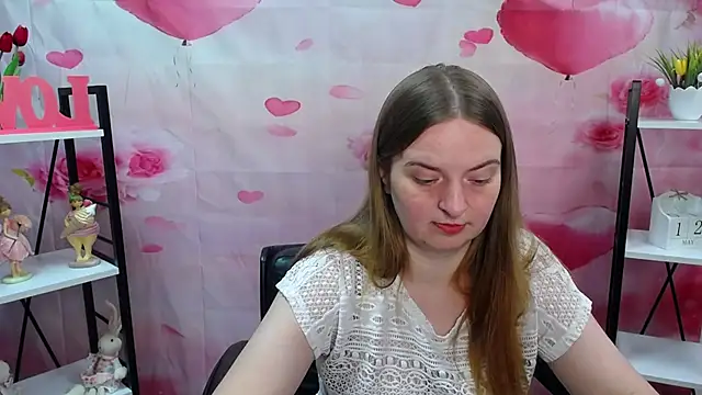 Snapshot of FreyaDak chatting on May 12, 2026, 5:10 pm FreyaDak online show from May 12, 2026, 5:10 pm