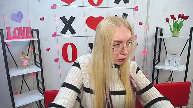 BeatriceFly online show from February 22, 2025, 9:34 am