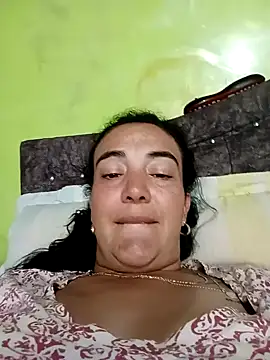 skayhot  online show from February 6, 2025, 8:34 pm