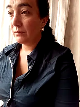 skayhot  online show from February 21, 2025, 1:00 pm