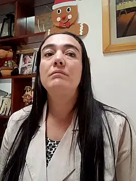 skayhot  online show from November 20, 2025, 1:00 pm