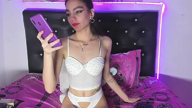 Snapshot of YUKIODAVIS chatting on January 23, 2025, 4:09 am YUKIODAVIS online show from January 23, 2025, 4:09 am