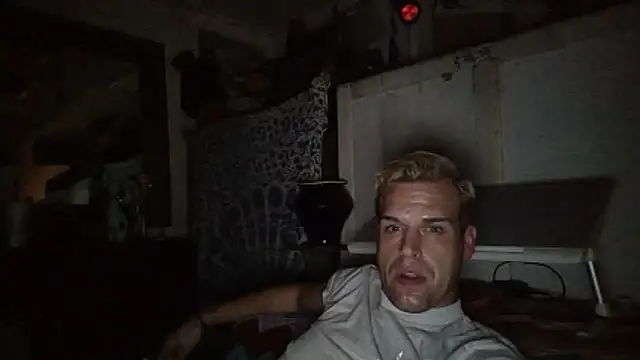 Dreagon79 online show from June 10, 2026, 6:23 am