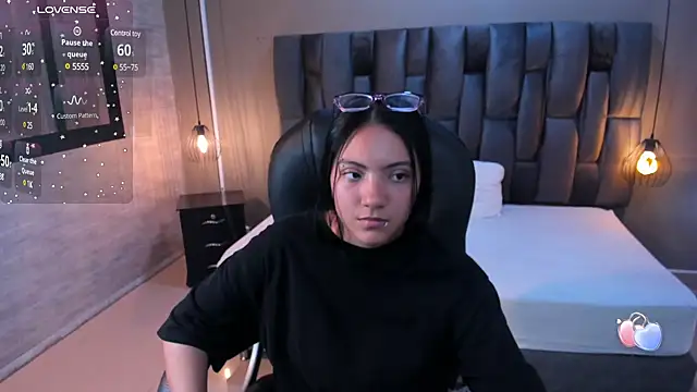 miichael black online show from March 16, 2025, 8:32 pm