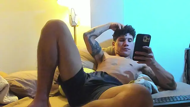 toyboys1 online show from July 27, 2026, 4:52 am