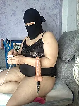 Cat Sharisa online show from July 3, 2026, 7:31 pm