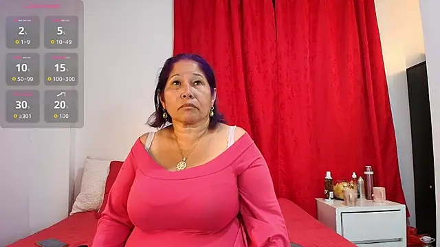 girl amada online show from March 19, 2026, 6:45 pm