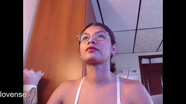 Snapshot of hanna_beili chatting on July 3, 2026, 5:41 pm hanna beili online show from July 3, 2026, 5:41 pm