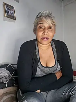 Goodgirlsue 77 online show from July 2, 2026, 10:27 pm