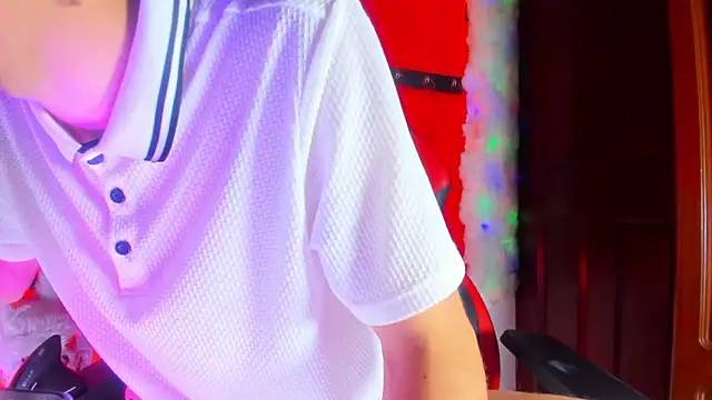 LilOwen  online show from February 19, 2026, 8:16 pm