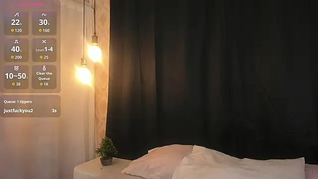 CherylFoster online show from November 24, 2025, 8:30 pm