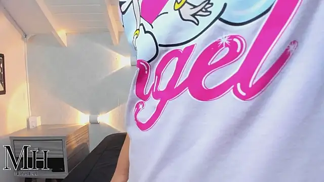 MizzHell online show from October 6, 2025, 12:46 pm