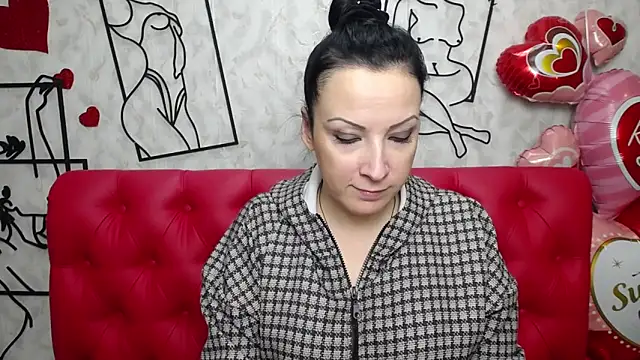 Snapshot of ElizabethSho chatting on March 10, 2025, 9:07 pm ElizabethSho online show from March 10, 2025, 9:07 pm