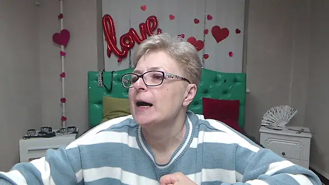 Snapshot of EmiliaGree chatting on March 19, 2026, 6:01 pm EmiliaGree online show from March 19, 2026, 6:01 pm