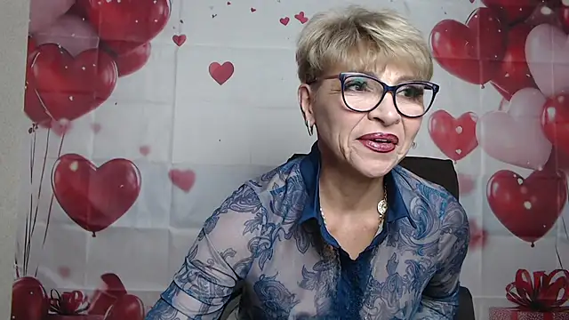 EllaBonito online show from February 8, 2026, 6:39 am