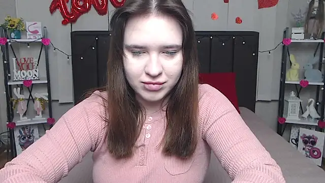 LauraHlot online show from March 3, 2025, 6:44 pm