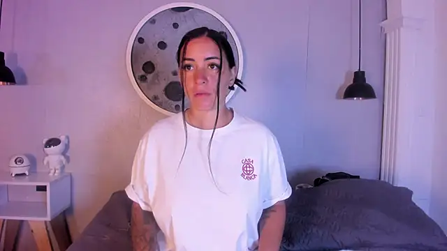 Sofia  rivera online show from February 13, 2026, 5:42 pm