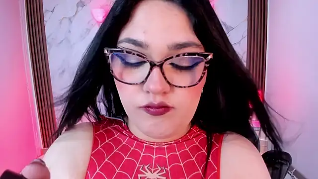 Camiila Osorio online show from March 30, 2026, 7:37 pm