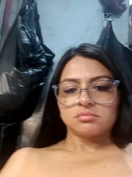 Linda Lars online show from October 22, 2025, 3:01 pm