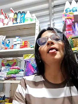 Linda Lars online show from November 28, 2025, 2:58 am