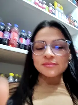 Linda Lars online show from March 4, 2026, 2:39 am