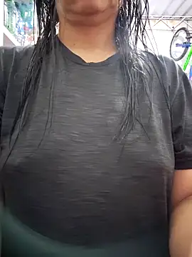 Linda Lars online show from April 13, 2026, 3:01 am