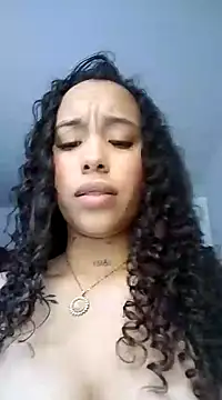 MarieLeon online show from January 18, 2025, 10:39 pm