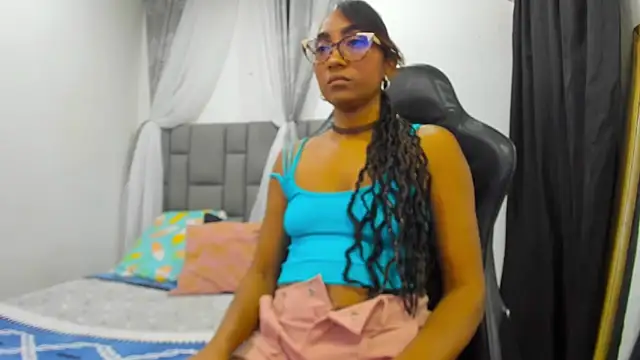 MurphyAngelina online show from April 9, 2026, 4:01 am