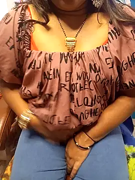 Snapshot of nisha_baby2 chatting on February 5, 2025, 12:53 am nisha baby2 online show from February 5, 2025, 12:53 am