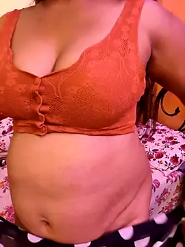 Snapshot of nisha_baby2 chatting on September 13, 2025, 6:13 am nisha baby2 online show from September 13, 2025, 6:13 am