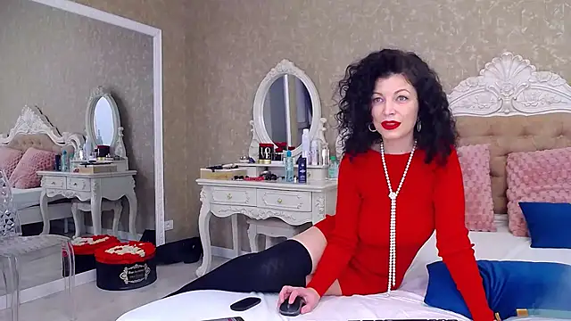 NataliaRed online show from December 3, 2025, 6:21 am