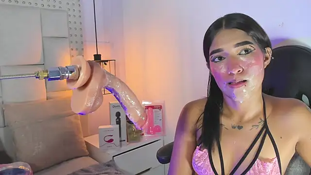 Snapshot of baby_naughty1_ chatting on December 20, 2024, 5:29 pm baby naughty1 online show from December 20, 2024, 5:29 pm