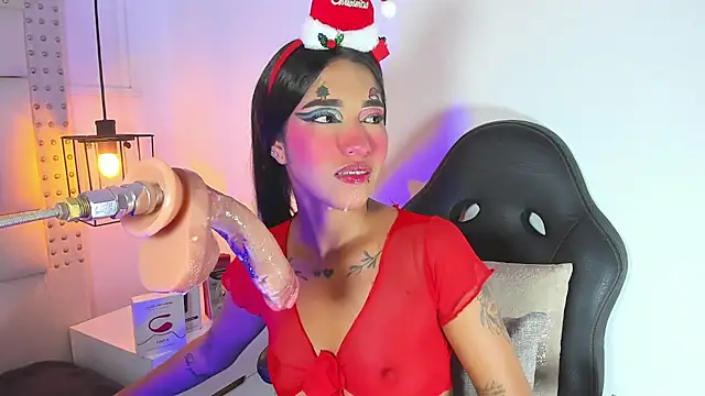 Snapshot of baby_naughty1_ chatting on December 24, 2024, 9:17 am baby naughty1 online show from December 24, 2024, 9:17 am