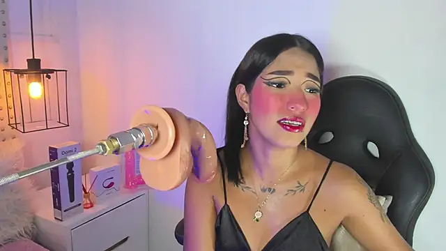 Snapshot of baby_naughty1_ chatting on January 15, 2025, 2:35 pm baby naughty1 online show from January 15, 2025, 2:35 pm