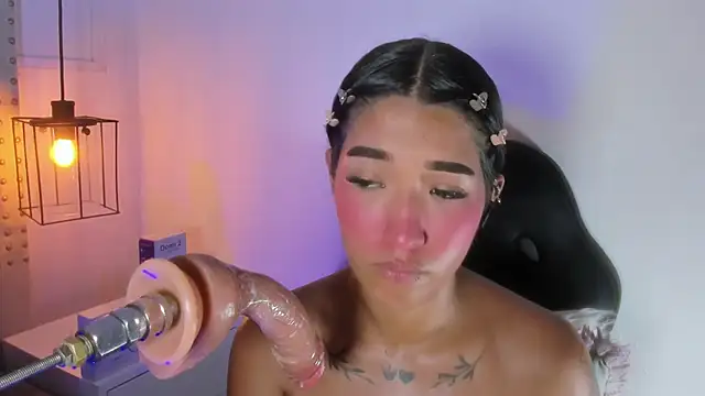 Snapshot of baby_naughty1_ chatting on March 10, 2025, 6:01 pm baby naughty1 online show from March 10, 2025, 6:01 pm