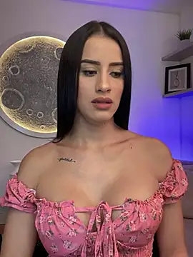 Snapshot of SarahhSmitth1 chatting on March 4, 2025, 9:54 pm SarahhSmitth1 online show from March 4, 2025, 9:54 pm