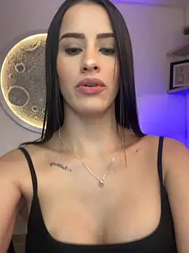 Snapshot of SarahhSmitth1 chatting on March 6, 2025, 11:31 pm SarahhSmitth1 online show from March 6, 2025, 11:31 pm