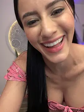 Snapshot of SarahhSmitth1 chatting on March 19, 2025, 2:37 am SarahhSmitth1 online show from March 19, 2025, 2:37 am