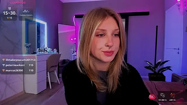 lilyvibe online show from December 5, 2024, 8:33 pm