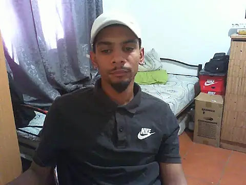 29YOURZ 28  online show from October 10, 2025, 1:10 pm