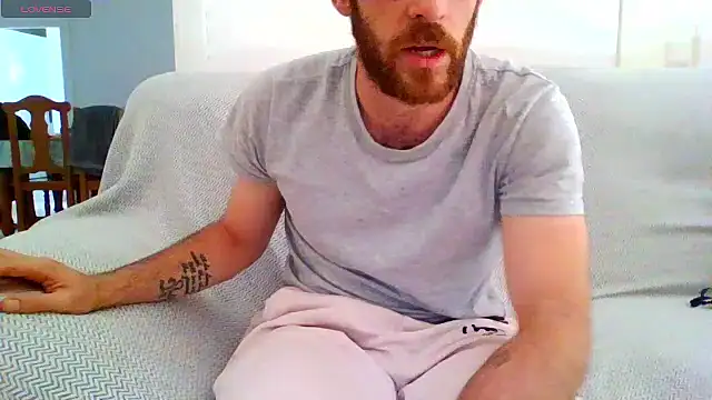 Snapshot of _NakedChef_ chatting on October 22, 2025, 10:59 am  NakedChef  online show from October 22, 2025, 10:59 am